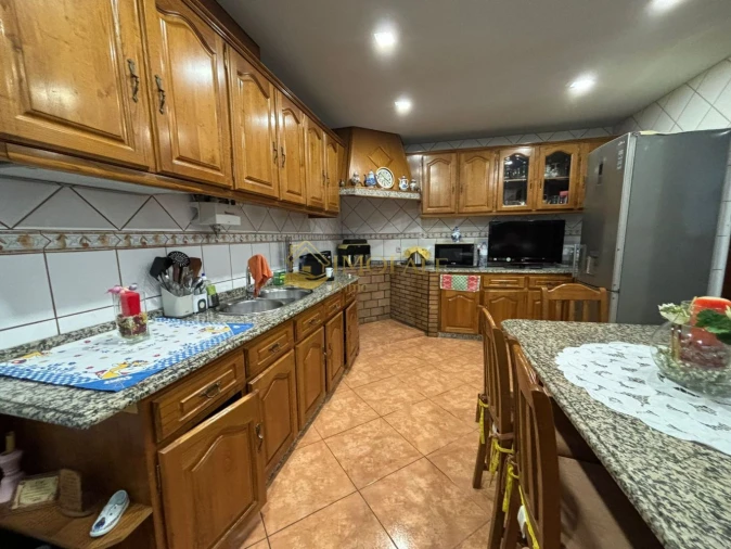 Moradia T3 para Venda em Cepães e Fareja Foto 5