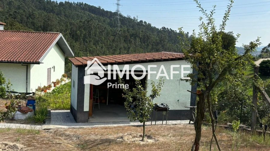 Moradia T3 para Venda em Cepães e Fareja