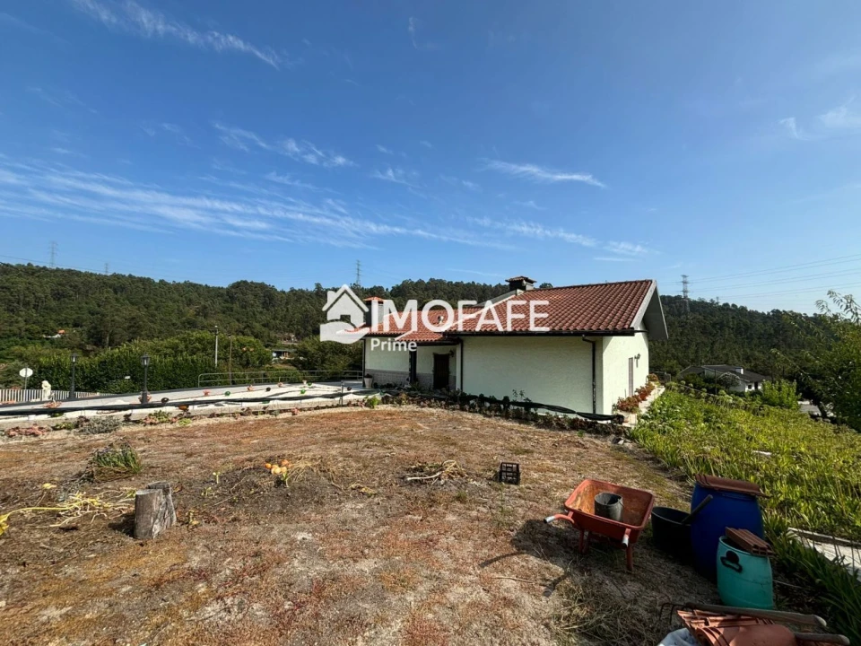 Moradia T3 para Venda em Cepães e Fareja Foto 19