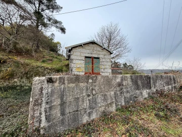 Moradia T0 para Venda em Moreira do Rei e Várzea Cova