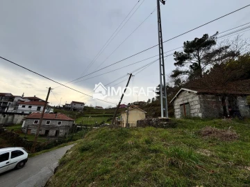 Moradia T0 para Venda em Moreira do Rei e Várzea Cova