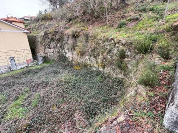 Moradia T0 para Venda em Moreira do Rei e Várzea Cova