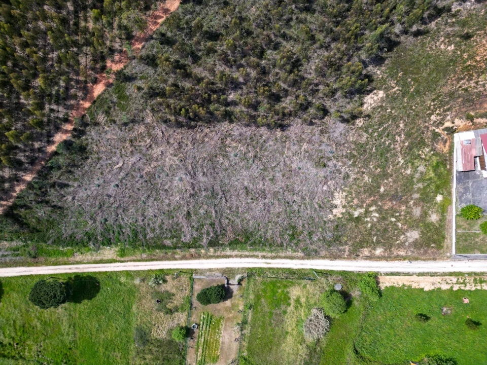 Terreno para Venda em Campelos e Outeiro da Cabeça Foto 5