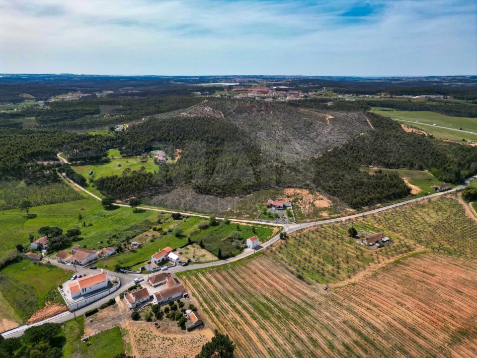 Terreno para Venda em Campelos e Outeiro da Cabeça Foto 12