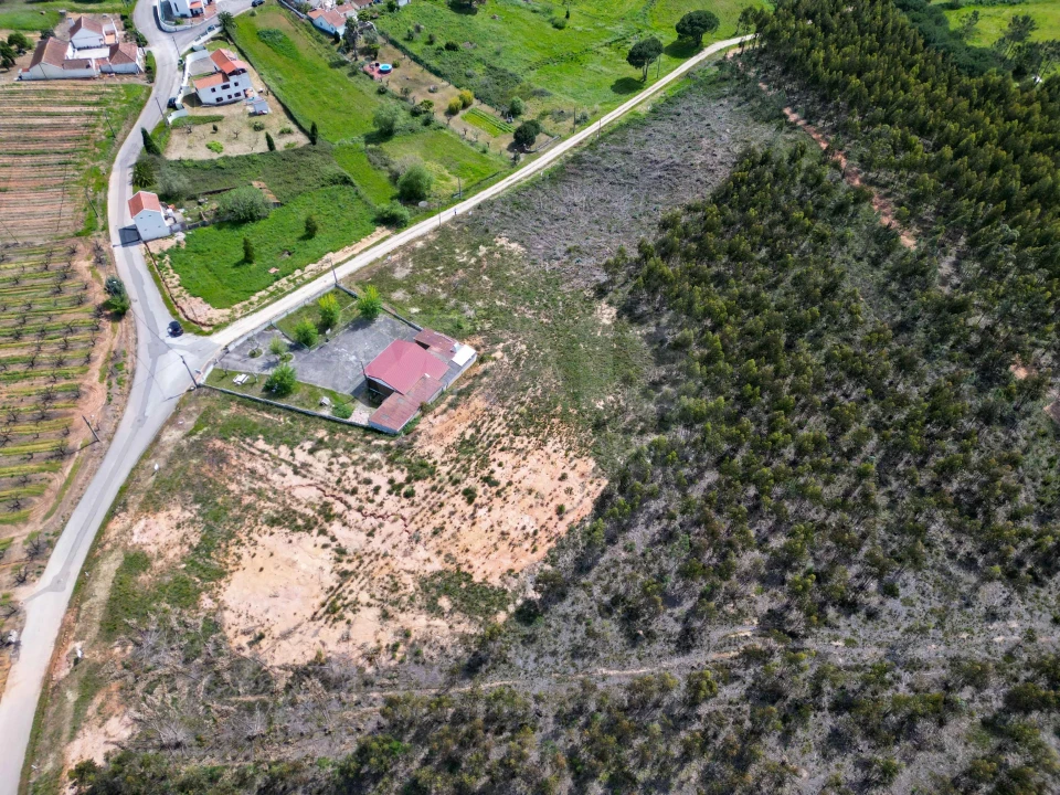 Terreno para Venda em Campelos e Outeiro da Cabeça Foto 8