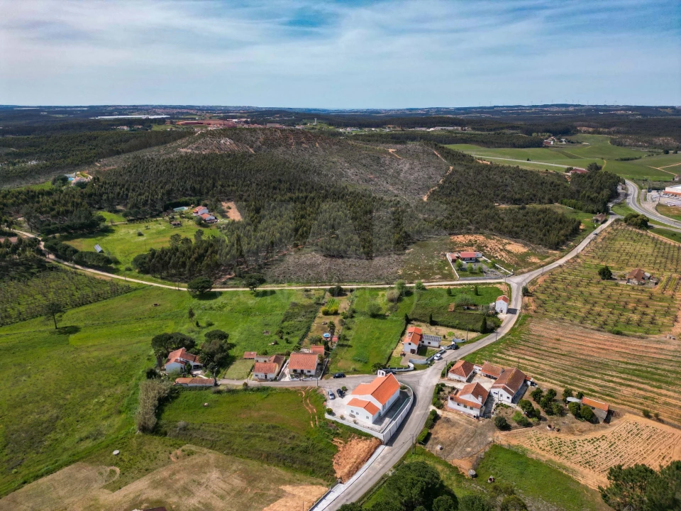 Terreno para Venda em Campelos e Outeiro da Cabeça Foto 12