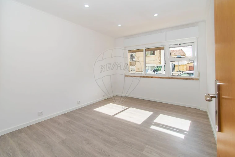 Apartamento T2 para Venda em Alhandra, São João dos Montes e Calhandriz Foto 12