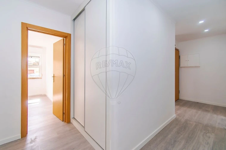 Apartamento T2 para Venda em Alhandra, São João dos Montes e Calhandriz Foto 11