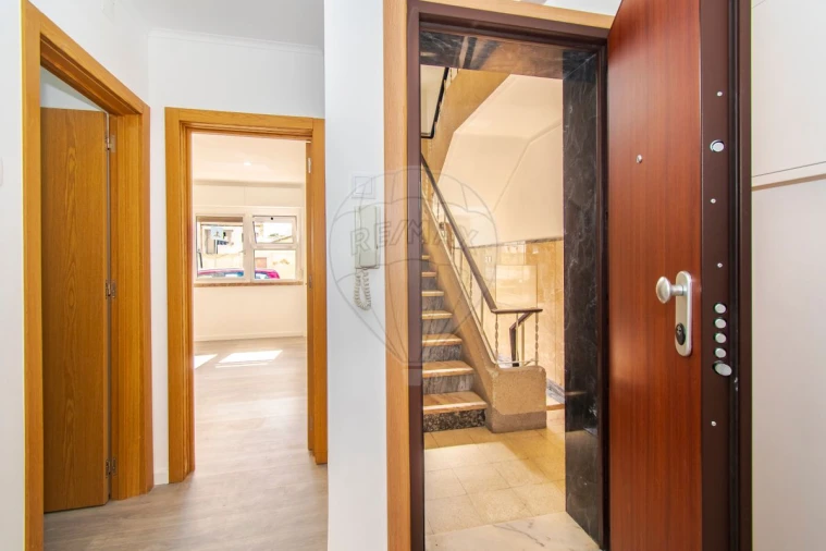 Apartamento T2 para Venda em Alhandra, São João dos Montes e Calhandriz Foto 17