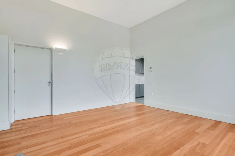 Apartamento T1 para Arrendamento em Bonfim Foto 12