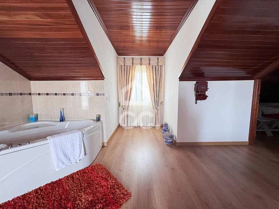 Moradia T3 para Venda em Queiriga Foto 33