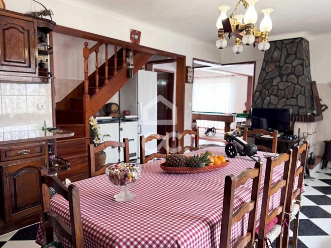 Moradia T3 para Venda em Queiriga Foto 8