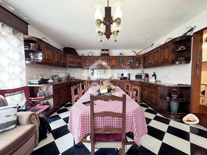 Moradia T3 para Venda em Queiriga Foto 6