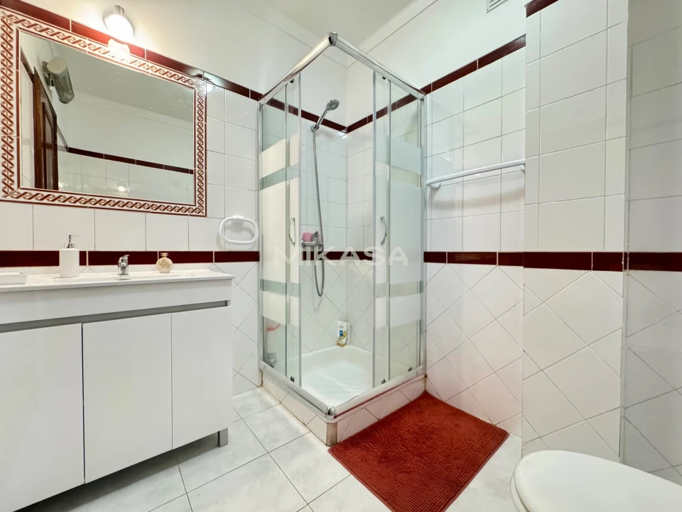 Apartamento T2 para Venda em Lagos (São Sebastião e Santa Maria) Foto 7