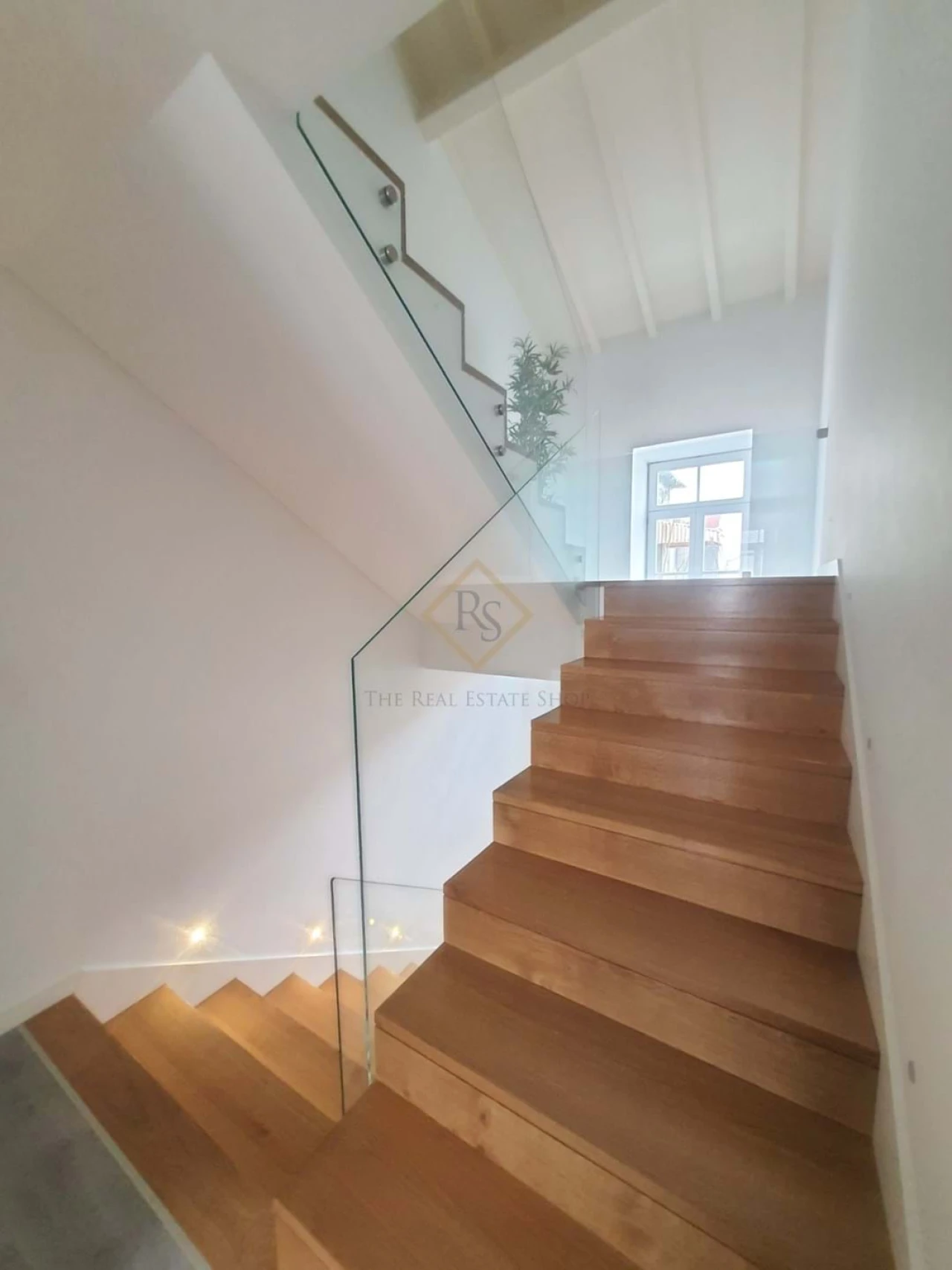 Moradia T4 para Venda em Santa Maria Maior e Monserrate e Meadela Foto 10