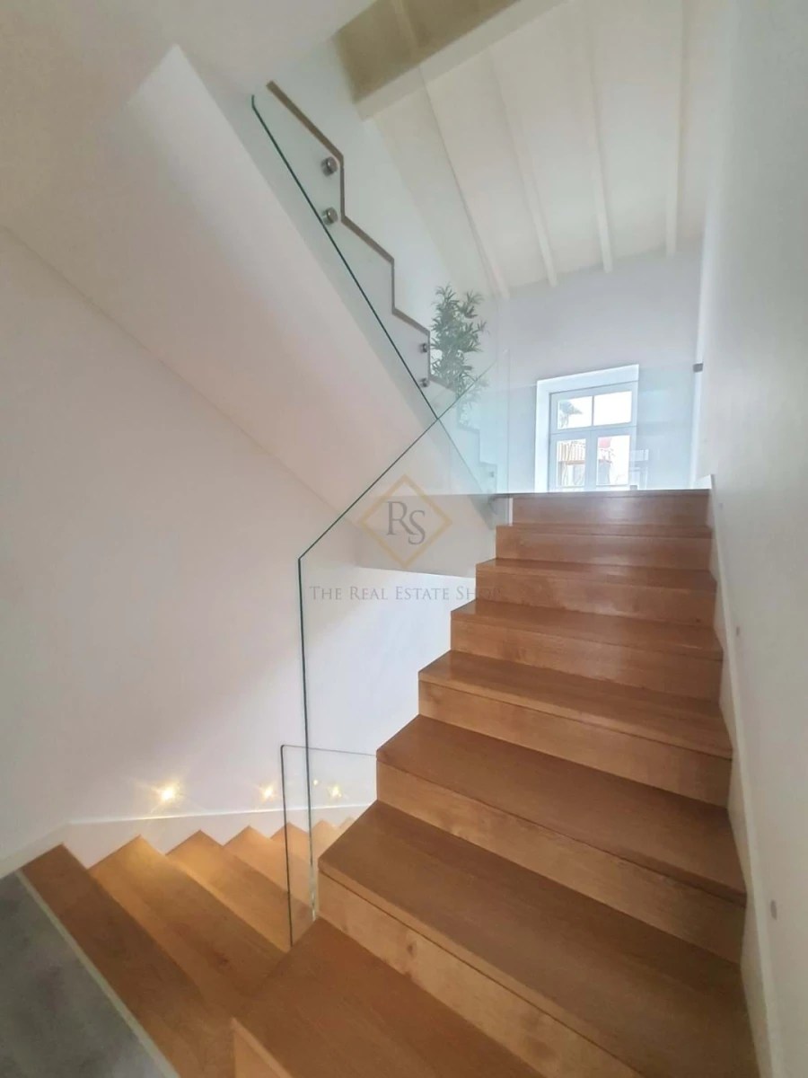 Moradia T4 para Venda em Santa Maria Maior e Monserrate e Meadela Foto 10