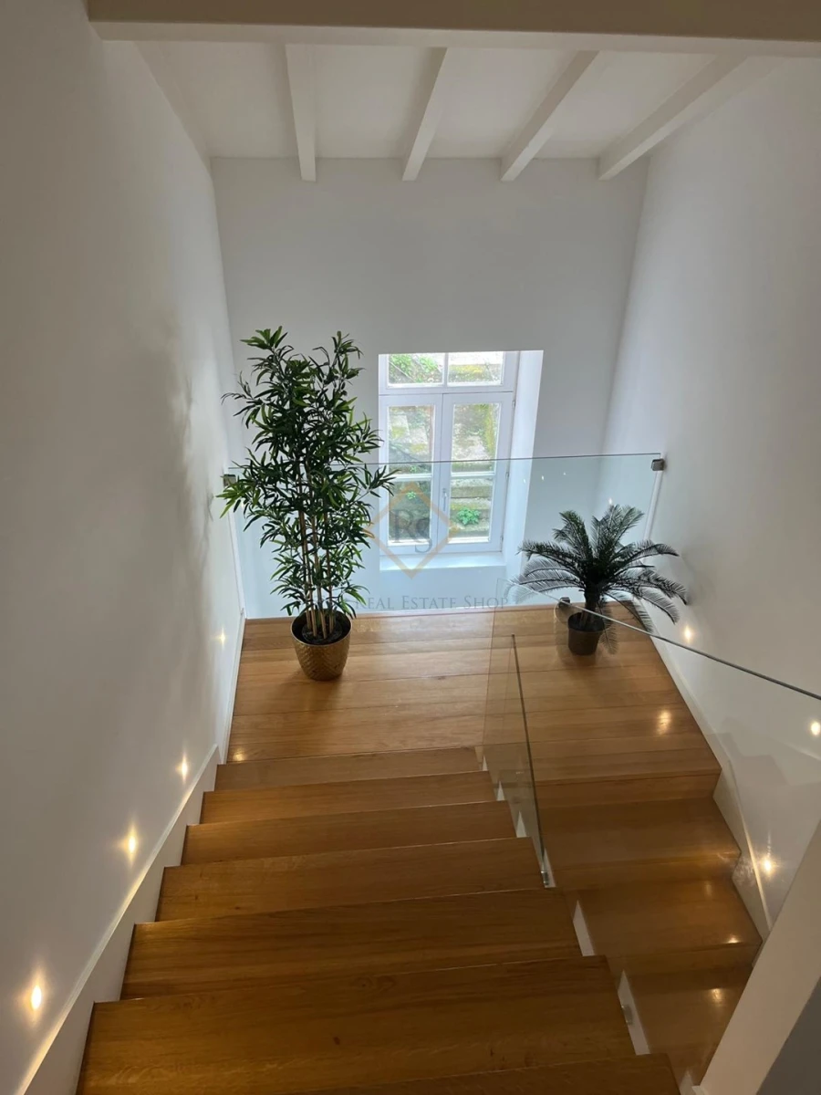 Moradia T4 para Venda em Santa Maria Maior e Monserrate e Meadela Foto 19