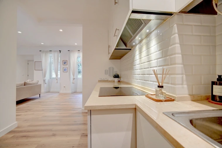 Apartamento T2 para Venda em Alcantara Foto 6