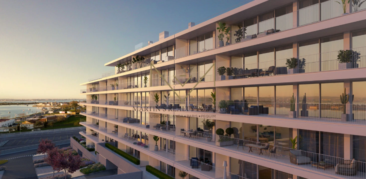 Apartamento T3 para Venda em Seixal Foto 2