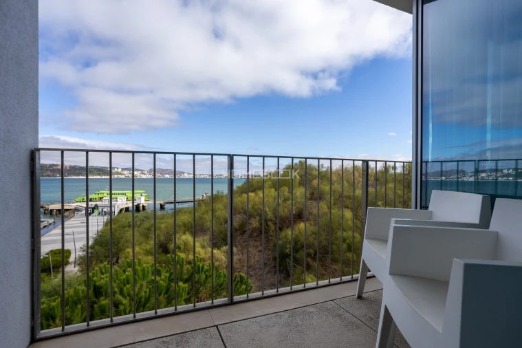 Apartamento T1 para Venda em Carvalhal Foto 10