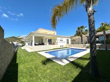 Moradia T3 para Venda em Albufeira e Olhos de Água