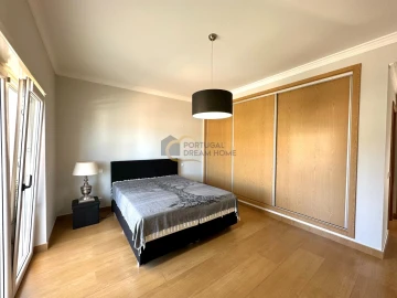 Moradia T3 para Venda em Albufeira e Olhos de Água