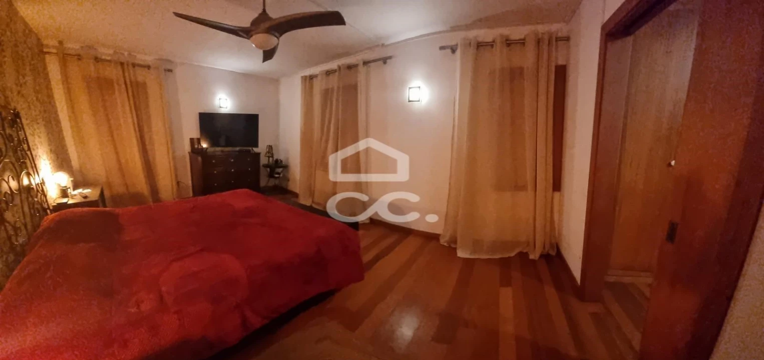 Moradia T5 para Venda em Lanhelas Foto 33