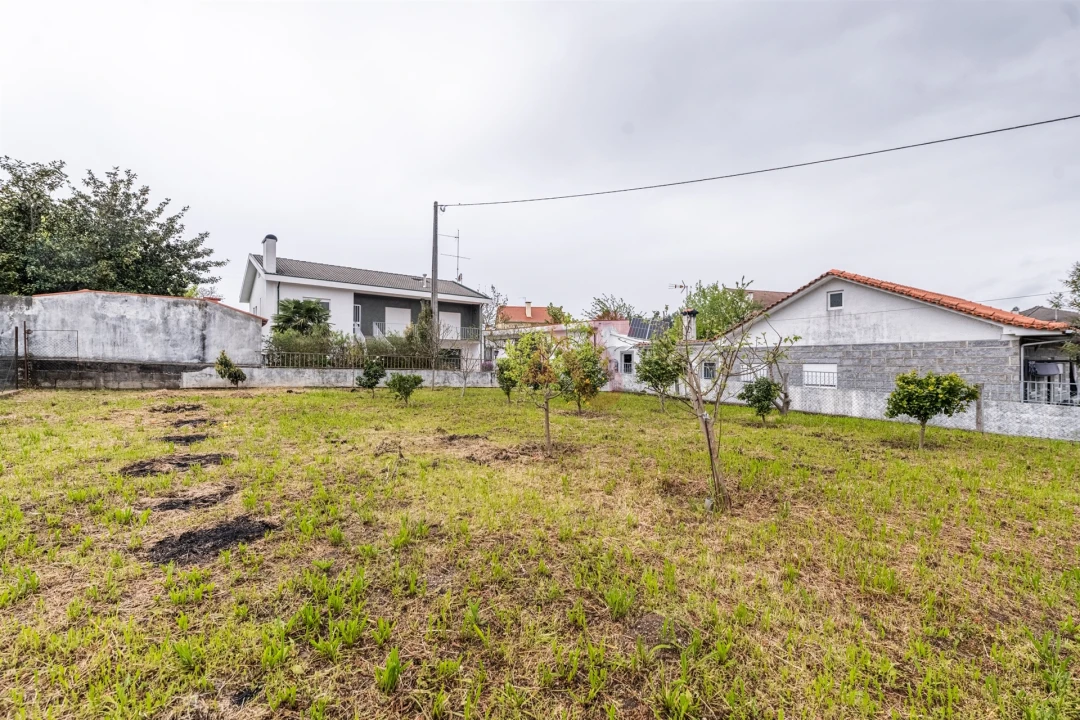 Moradia T6 para Venda em Medelo Foto 31