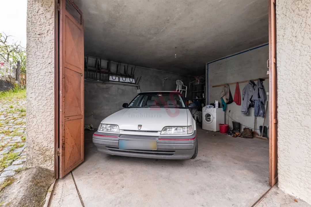 Moradia T6 para Venda em Medelo Foto 26