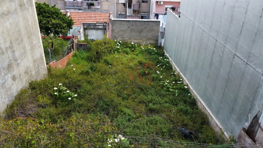Terreno para Venda em Encosta do Sol Foto 5