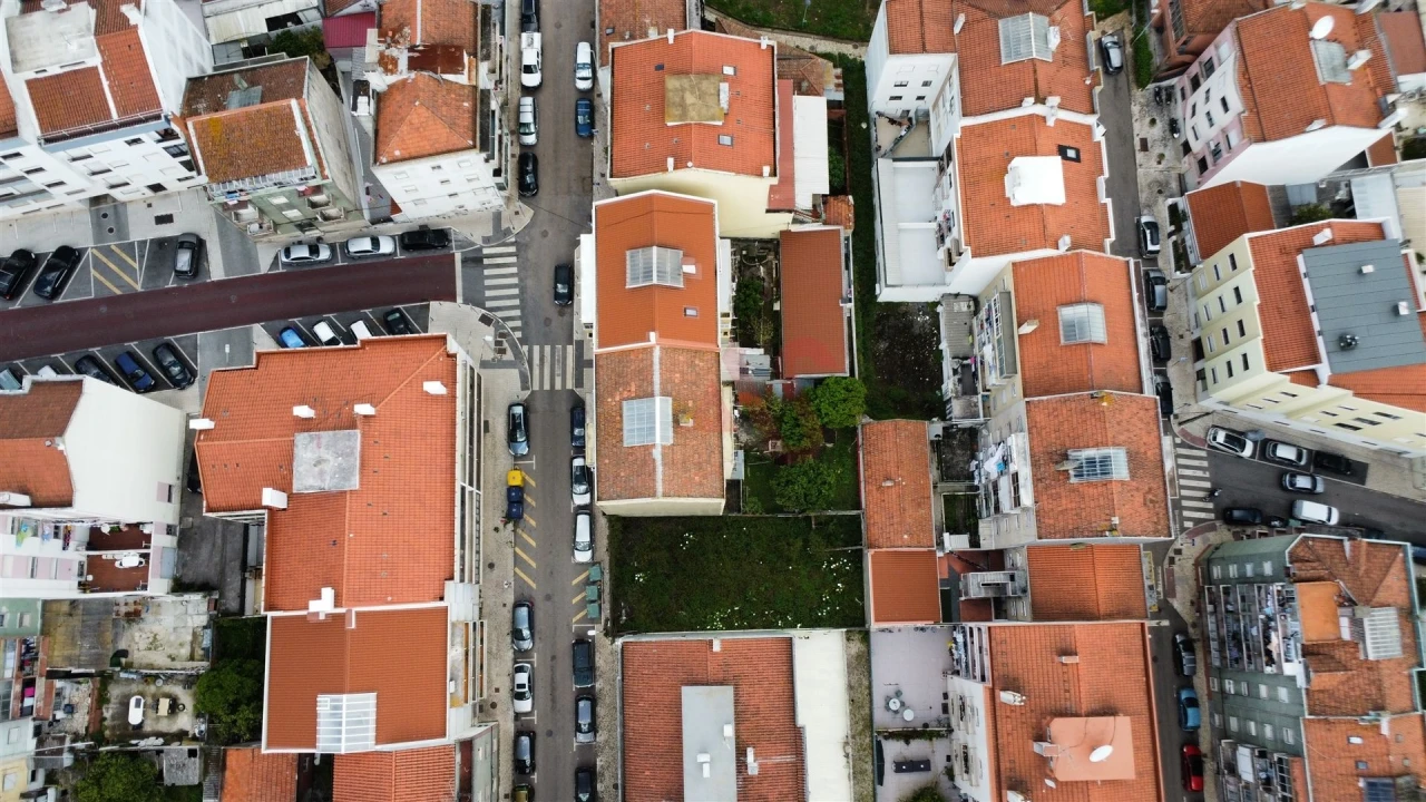 Terreno para Venda em Encosta do Sol Foto 14
