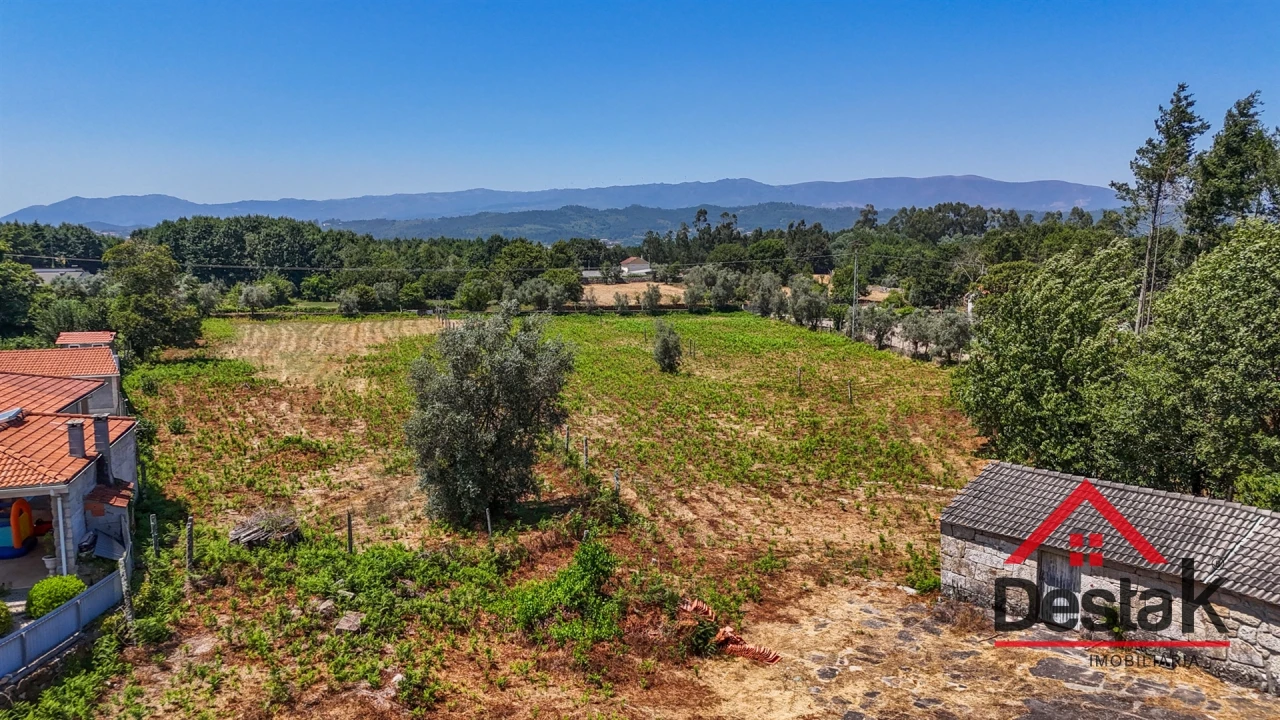 Quinta T0 para Venda em Fataunços e Figueiredo das Donas Foto 11