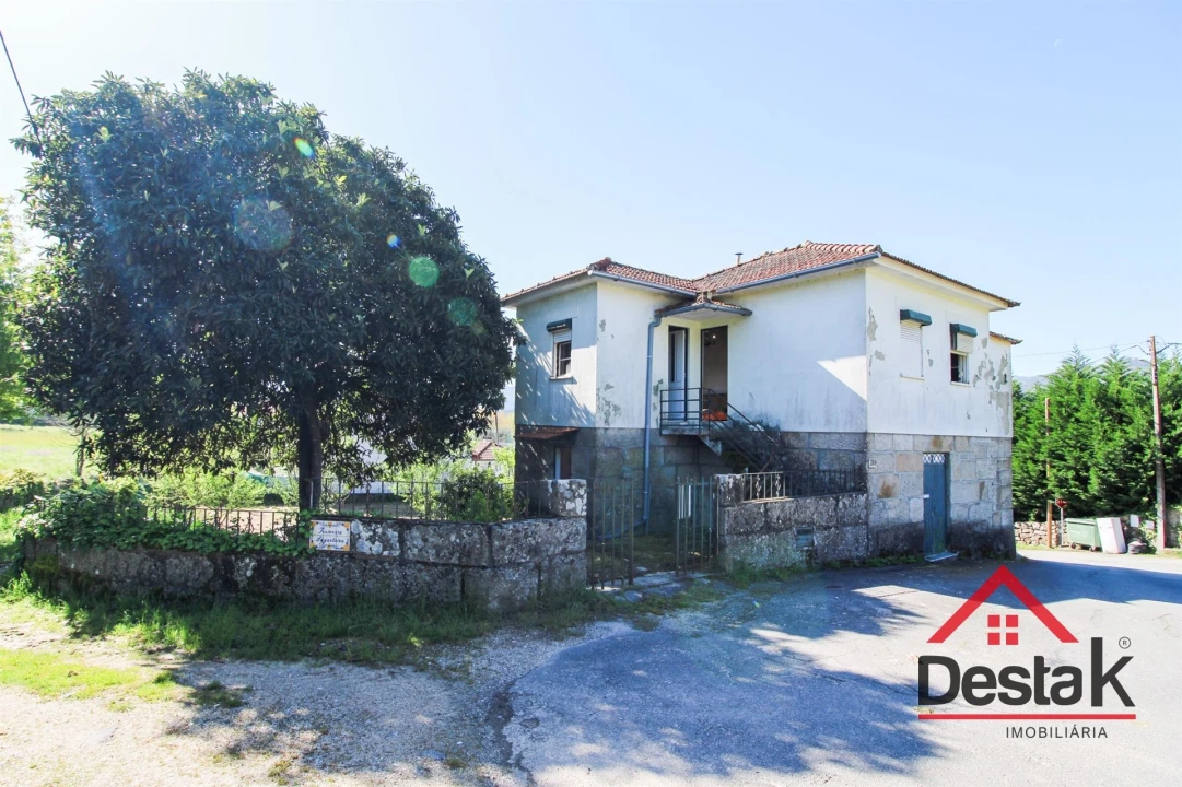 Moradia T3 para Venda em São Pedro do Sul, Várzea e Baiões Foto 2