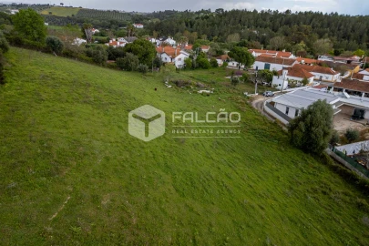 Terreno para Venda em Achete, Azoia de Baixo e Póvoa de Santarém