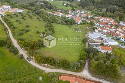 Terreno para Venda em Achete, Azoia de Baixo e Póvoa de Santarém