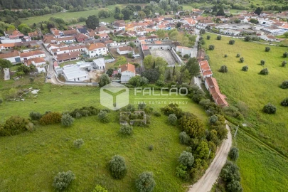 Terreno para Venda em Achete, Azoia de Baixo e Póvoa de Santarém