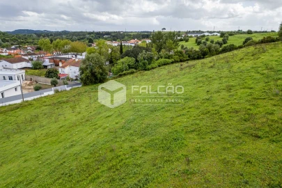 Terreno para Venda em Achete, Azoia de Baixo e Póvoa de Santarém