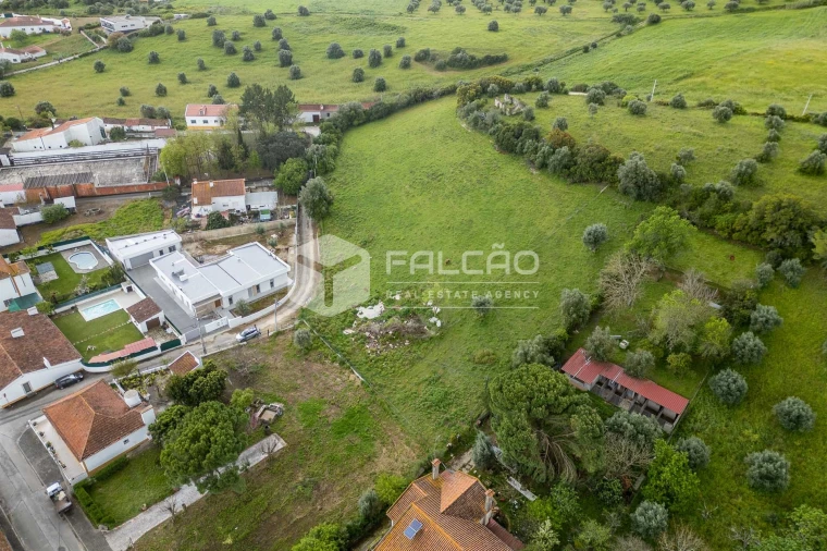 Terreno para Venda em Achete, Azoia de Baixo e Póvoa de Santarém Foto 12