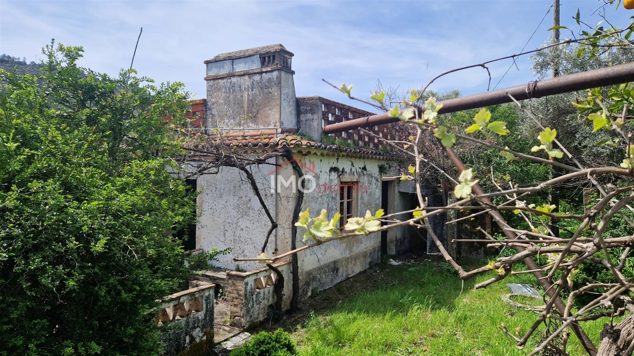 Quinta T4 para Venda em São João Baptista Foto 4