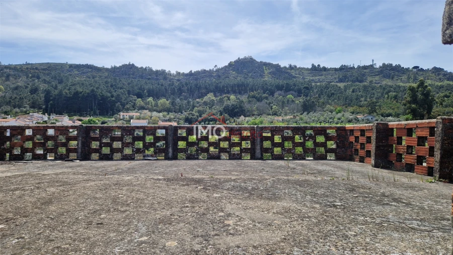 Quinta T4 para Venda em São João Baptista Foto 7