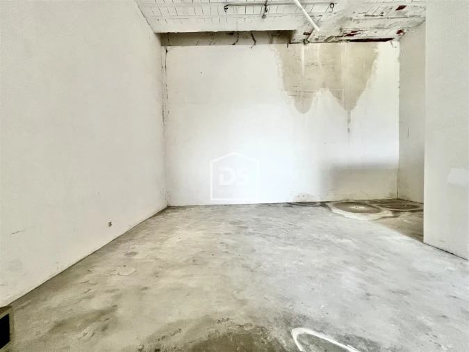 Loja para Venda em Lordelo Foto 11