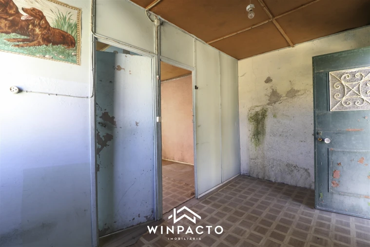 Moradia T3 para Venda em Santiago de Cassurrães e Póvoa de Cervães Foto 19