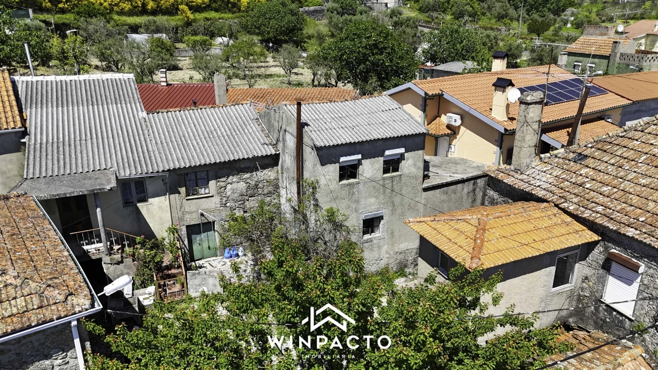 Moradia T3 para Venda em Santiago de Cassurrães e Póvoa de Cervães Foto 37