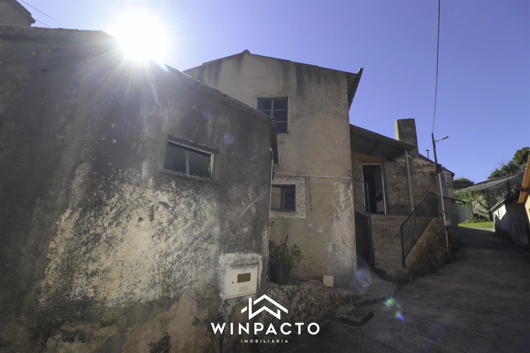 Moradia T3 para Venda em Santiago de Cassurrães e Póvoa de Cervães Foto 33