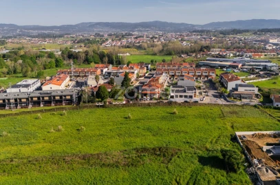 Terreno para Venda em Merelim (São Paio), Panoias e Parada de Tibães