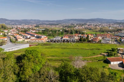 Terreno para Venda em Merelim (São Paio), Panoias e Parada de Tibães