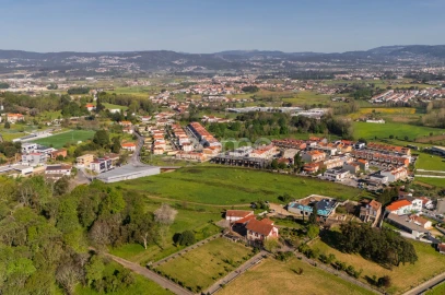 Terreno para Venda em Merelim (São Paio), Panoias e Parada de Tibães