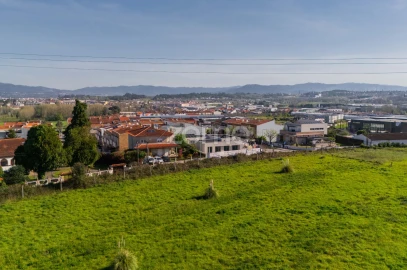 Terreno para Venda em Merelim (São Paio), Panoias e Parada de Tibães