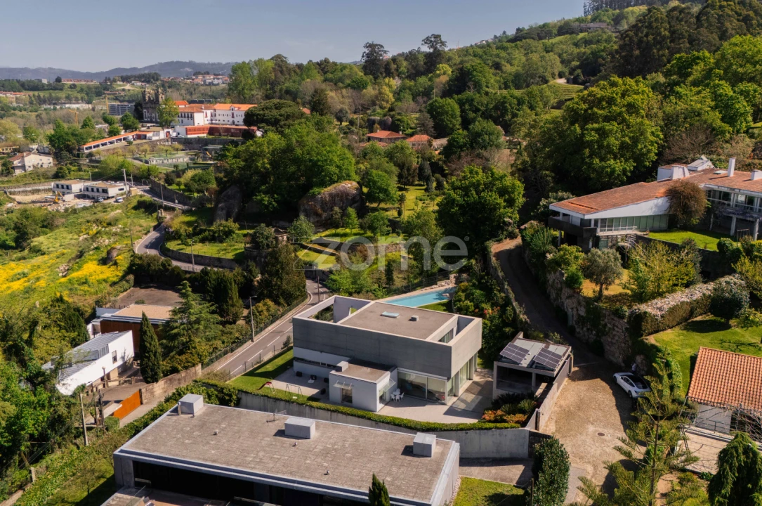 Moradia T4 para Venda em Costa Foto 22