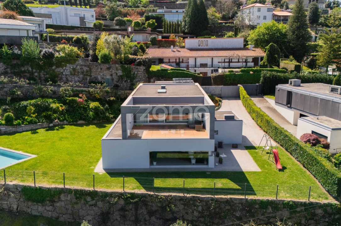 Moradia T4 para Venda em Costa Foto 11